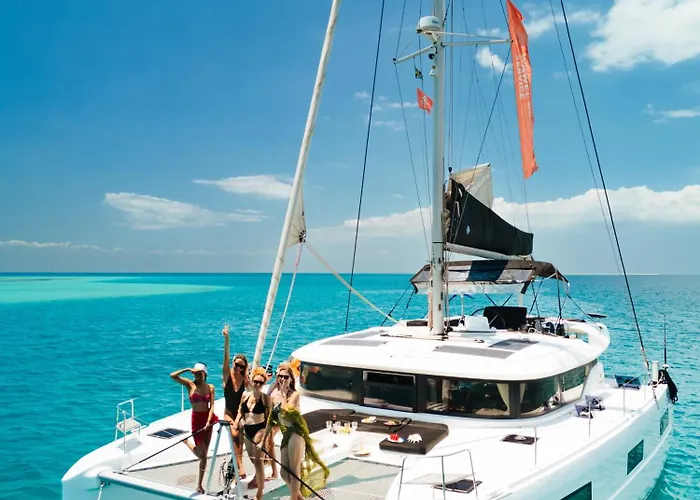 Catamaran Sofia Zanzibar