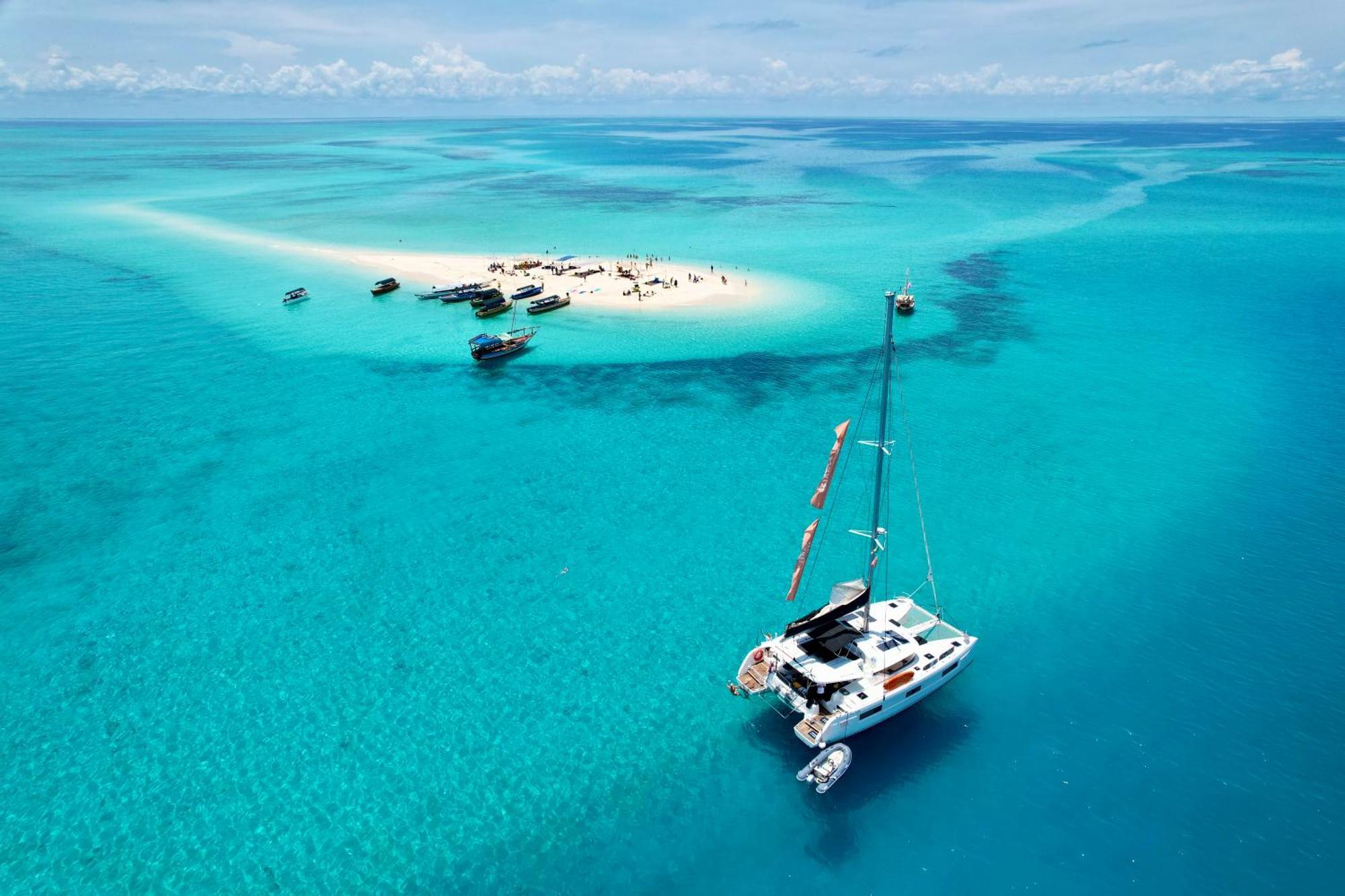 Catamaran Sofia Botel Zanzibar